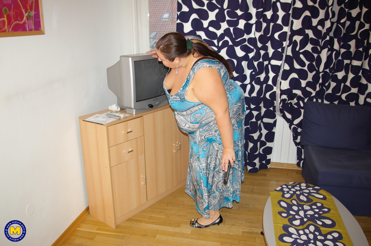 Lustvolle Reife Bbm Cecile V Haare-Gezogen Doggystyle Ficken