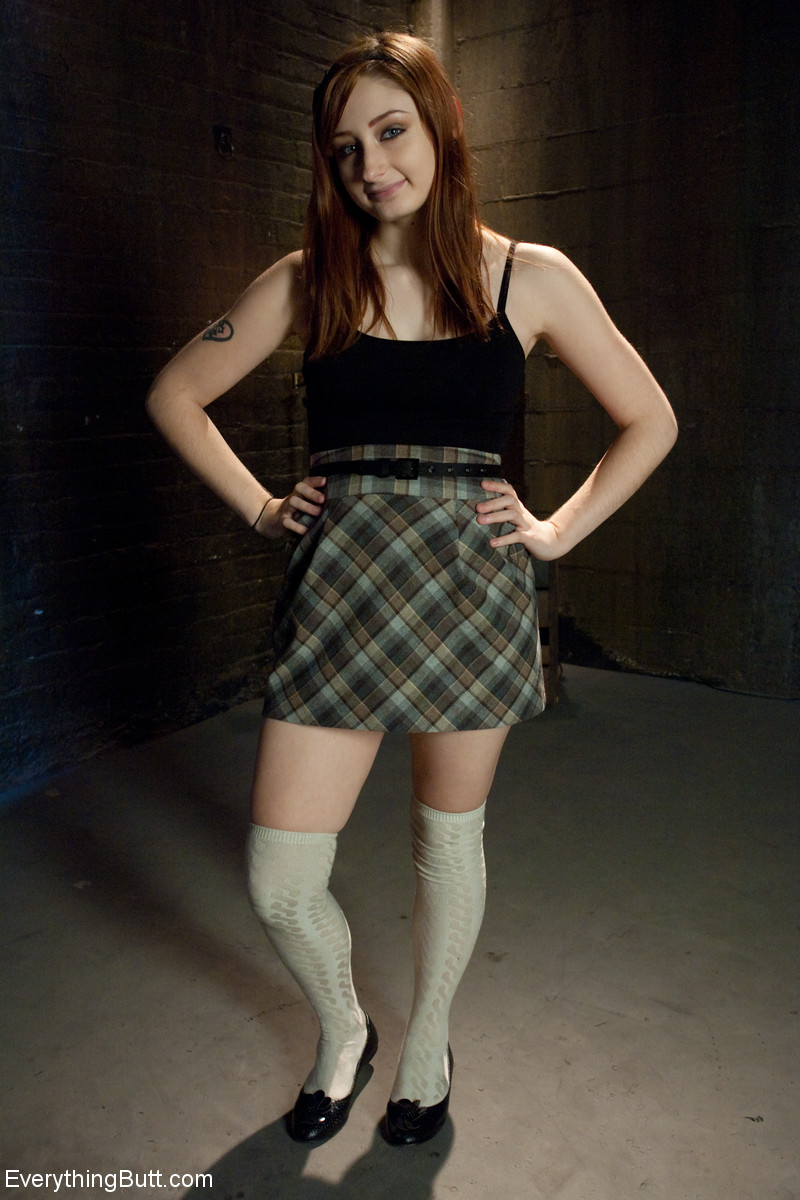 Hot Schoolgirl Violet Monroe Anal Hooked By Isis Love In Bdsm
